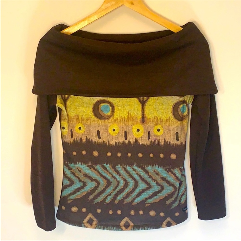 Dark brown top.